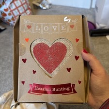 BNIB Love Hessian Bunting 1m Long Red And Beige