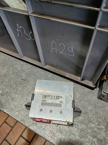 Opel Vectra B Motorsteuergerät Motor Steuergerät 16202319 NL D96003 GM
