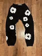 NEW Denim Tears The Cotton Wreath Sweatpants (Black/White) - size medium