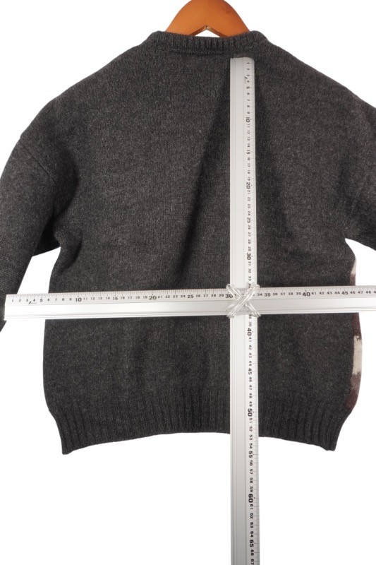 WHITE BEAR Geometric Pattern Wool Knit Sweater Mu… - image 3