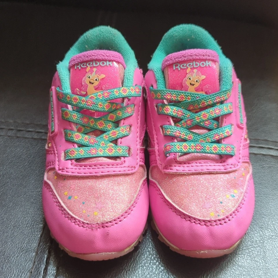 Zapatillas deportivas Reebok x My Little Pony para niños pequeños talla 4,5 rosa soleado con agarre Foto 2 de 4