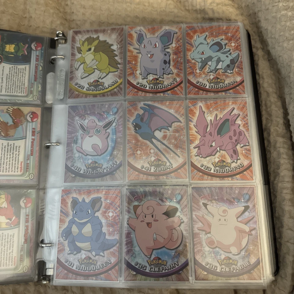 Pokemon 1999 Topps Foil, Rainbow serie 1, Bandai y más! Foto 3 de 4