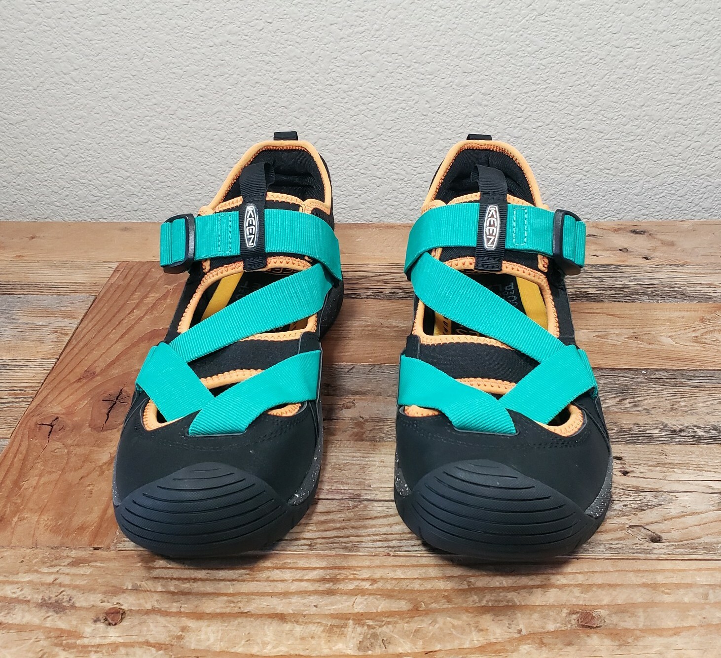 Keen Zerraport Trail Hiking Shoe Sandal Men's Size 9 Green Black Retal $129