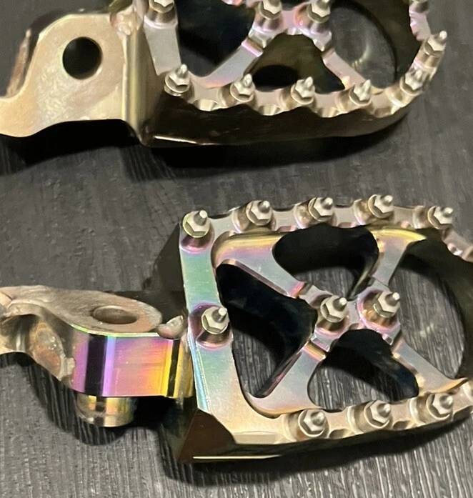 Flo FPEG-792J Pro Series JET FUEL Footpegs for Kawasaki 06+ KX250