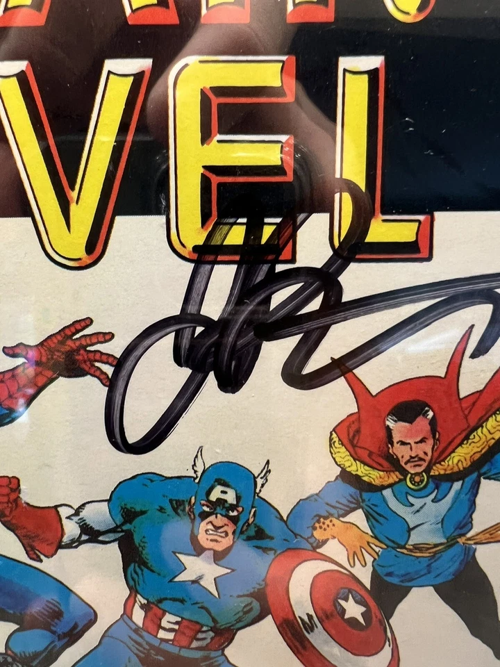 Novela Gráfica Marvel #1 CGC 9.6 Firmada Rara Segunda Impresión Muerte del Capitán Marvel Foto 4 de 4