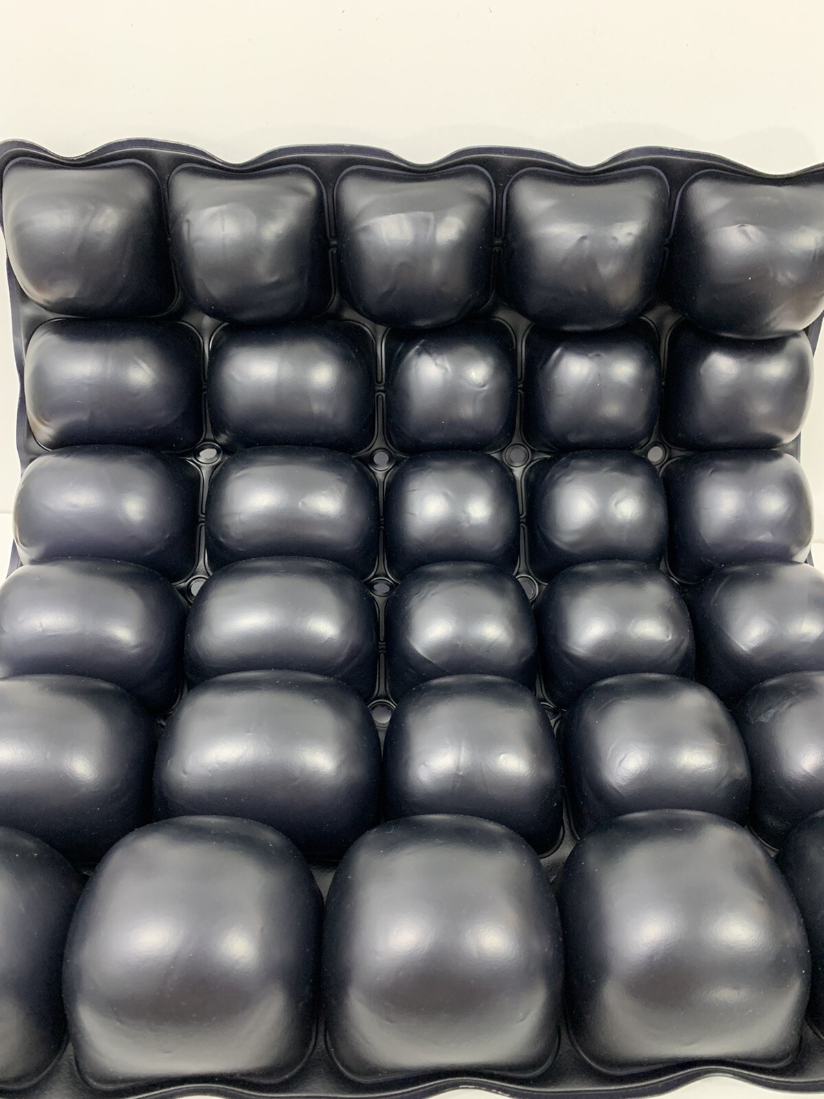 NEW Roho Mosaic Wheelchair Seat Cushion (20"X18") Includes Pump