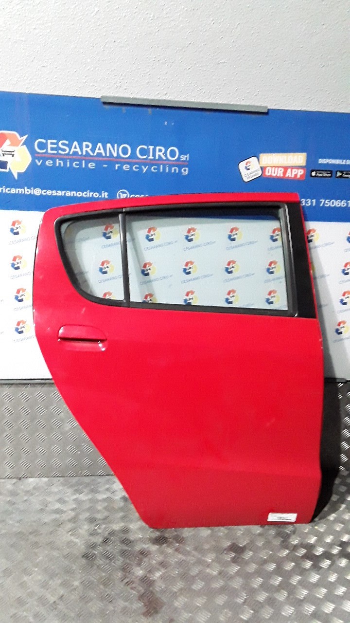 Foto 2 di 2