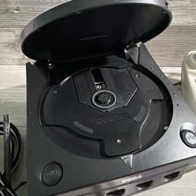 SEGA Sports Dreamcast Black Console HKT-3020 Bundle: Controller & Cords + Game