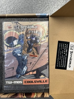 Toyworld TW-M05 COOLSVILLE Masterpiece Transformer Jazz/Jazzy