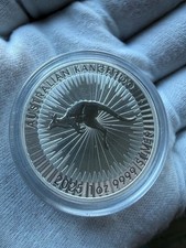 1 Unze 999er Feinsilber Känguru Nugget 2025 - Perth Mint - 1 AUD in Münzkapsel
