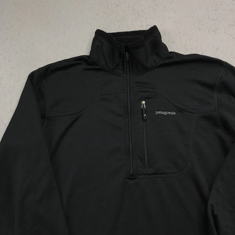 Куртка мужская Patagonia средний размер черная регулятор R1 вафельная вязаная на молнии для походов - Изображение 2 из 4