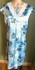 Glossy Blue  White Floral SATIN Lace V-Neck NIGHTGOWN Full Slip GOWN XL NEW