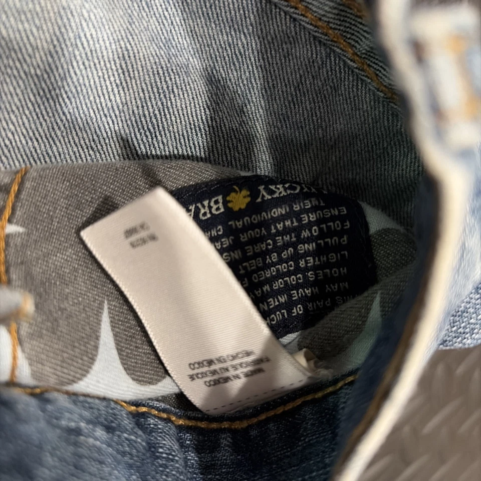 Lucky Brand Jeans Mens 30x30 Blue Medium Wash Cotton 329 Classic Straight Fade - Image 4 of 4