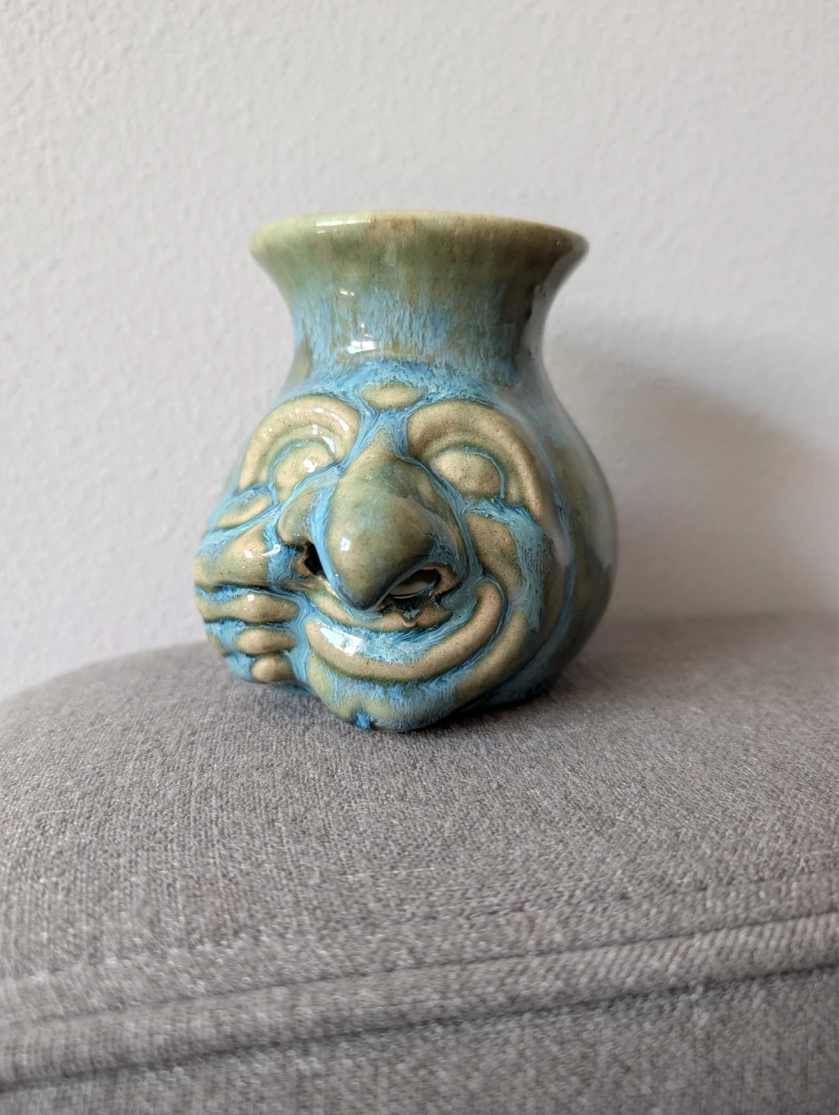 Aaargh Designs Boogerboy Boris egg separator blue-on-green glaze ceramic artisan
Opens in a new wind