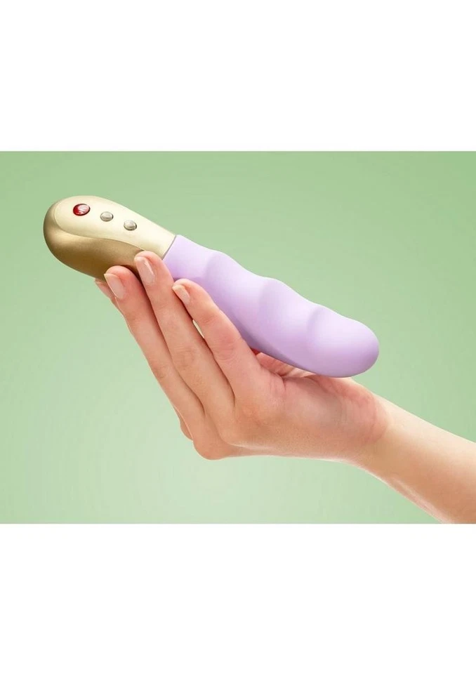 Stronic Petite Silicone Pulsator - Lilac - Image 4 of 4