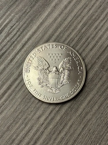 2018 WALKING LIBERTY AMERICAN EAGLE .999 FINE SILVER DOLLAR COIN 1oz. $1 USA