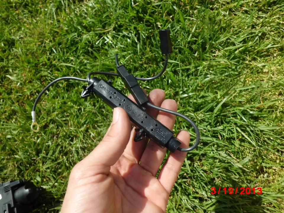 (2000-2002) ANTENA PARABRISAS TRASERO MERCEDES-BENZ W208 CLK430 CLK320 CLK55 AMG Foto 2 de 2