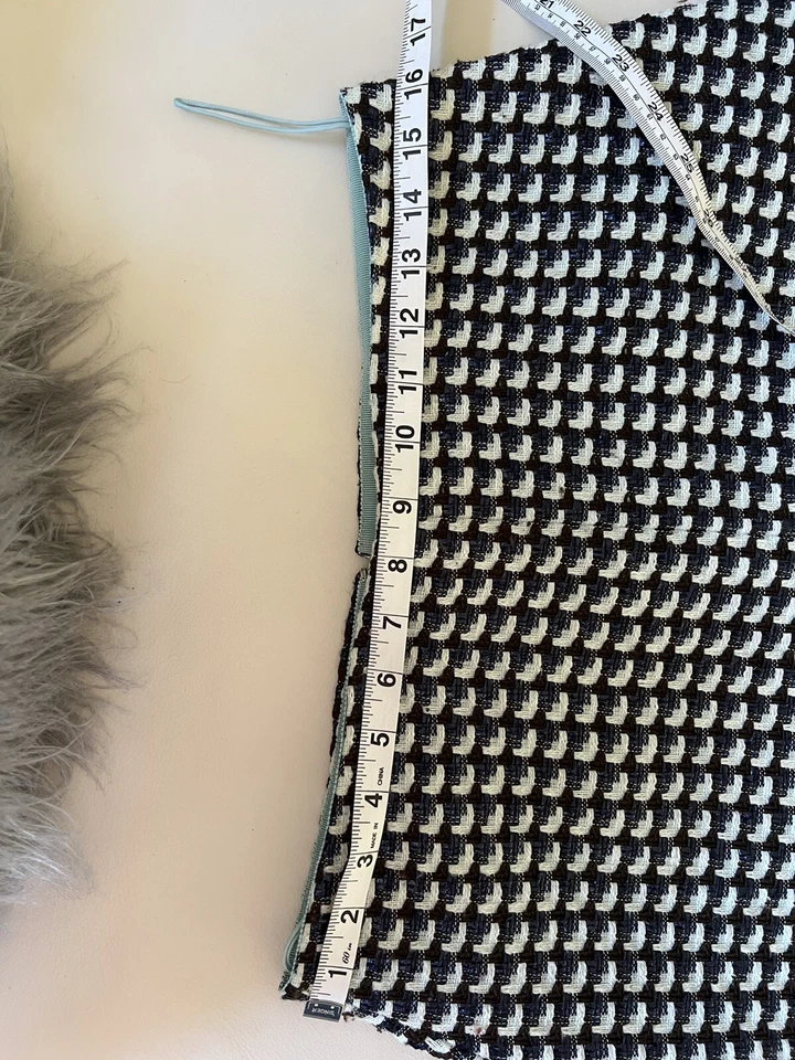 Falda Tallada Tweed Azul Metálico EU 42 US 8/10Totalmente Forrada En Excelente Estado Foto 4 de 4