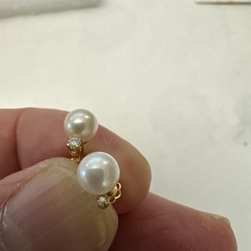 14k Yellow Gold Pearl Diamond Stud Earrings - Picture 8 of 9