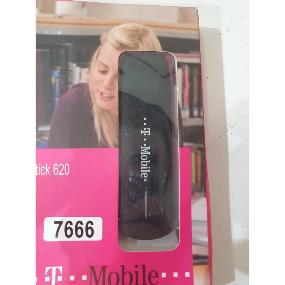 ZTE MF637 Black Portable HSDPA 7.2Mbps (T-Mobile) Mobile Broadband USB Modem - Image 2 of 4