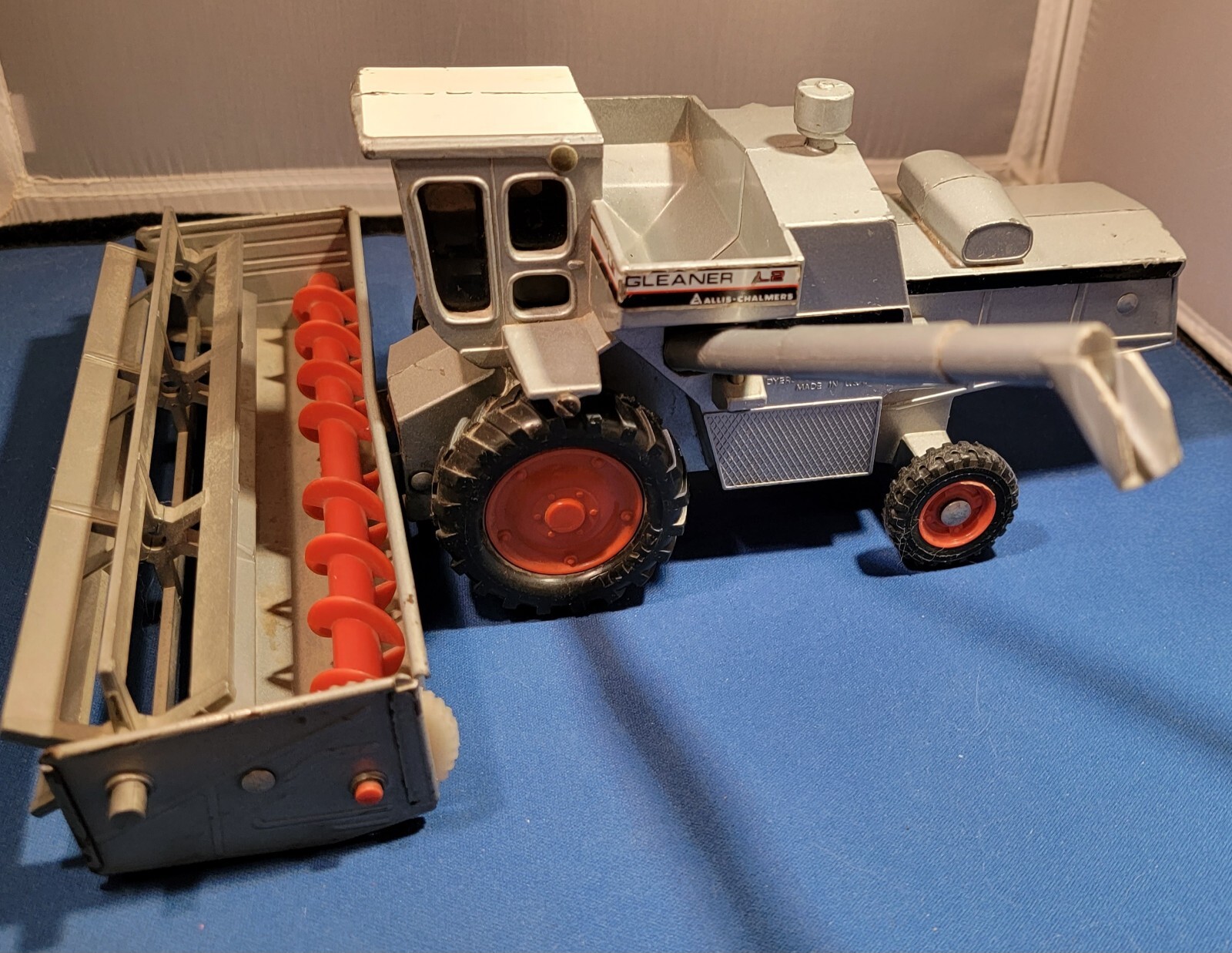 Picture 5 of 8