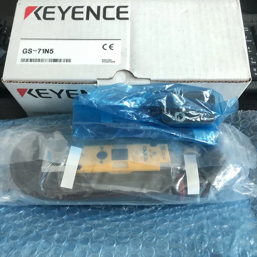 1PC New Keyence GS-71N5 Safety Door Switch Expedited Shipping GS71N5 - Picture 1 of 3