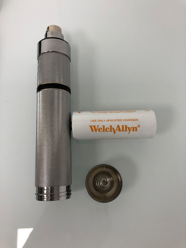 Welch Allyn 3.5V 71050-C Set, 21700 Otoscope w/ .Speculas, 11710 Ophthalmoscope - Picture 15 of 23