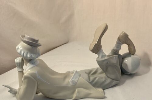 Lladro liegender Clown mit Strandball Figur - nicht mehr produziert ohne Karton - Bild 4 von 9