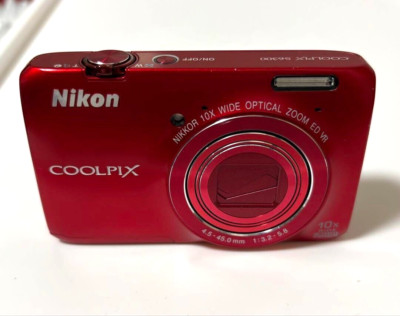 【美品】NIkon COOLPIX S6300 アーバンレッド　動作確認済 USED Nikon COOLPIX S6300 16.0MP Compact Digital Camera Red