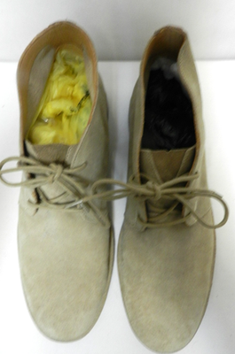 Cole Haan Glenn Chukka Suede ankle lace up boots taupe Size Sz 10.5 Cole Haan Glenn Chukka Suede ankle lace up boots taupe Size  main image 3