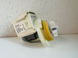 Miele Askoll M118 Ablaufpumpe Laugenpumpe Pumpe 25W Geschirrspüler M.Nr. 6439973