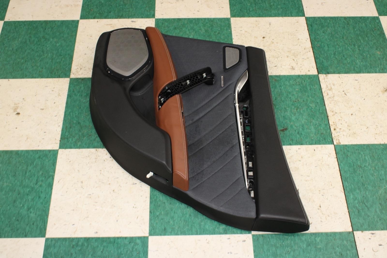 Maserati Ghibli 2014-2019 Rear Right Door panel Brown