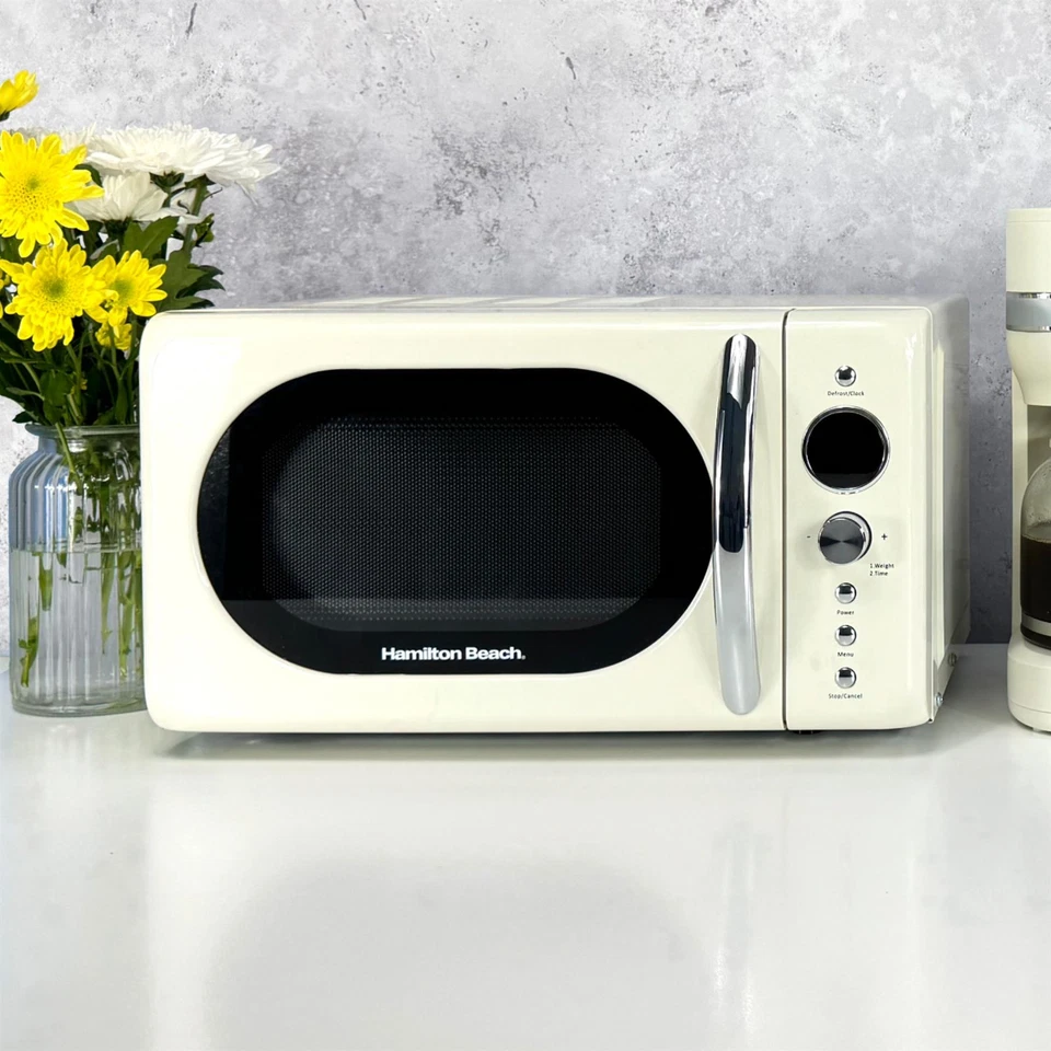 Hamilton Beach, Microwave, 20L Retro Cream Microwave, 700W, HB70H20C - Image 2 of 4