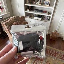 Black Fitted Case with Clip for Apple AirPods Pro 3 Earphones