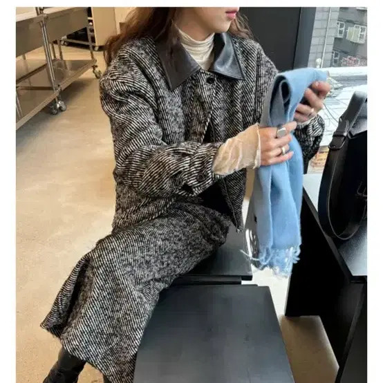 Three Cut Herringbone Pattern Jacket - Stylish & … - image 1