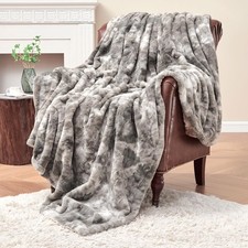 Oversized Faux Fur Throw Blanket, Soft Fluffy Fuzzy Cozy Blanket for Couch, S...
