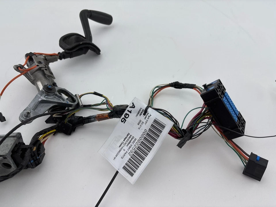 03-07 Conjunto de cilindro de bloqueo de encendido Chevy Silverado con palanca de cambios OEM Foto 3 de 4