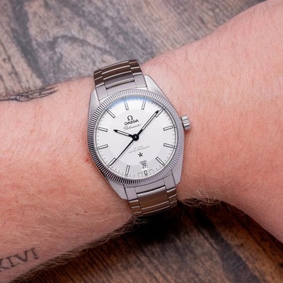 Omega Constellation Globemaster - 130.30.39.21.02.001