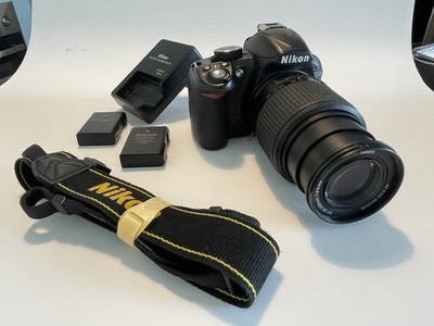 Nikon D3100 + 55-200mm Lens + 2 Akku,Ladegerät,Gurt (Zubehörpaket) | Top Zustand