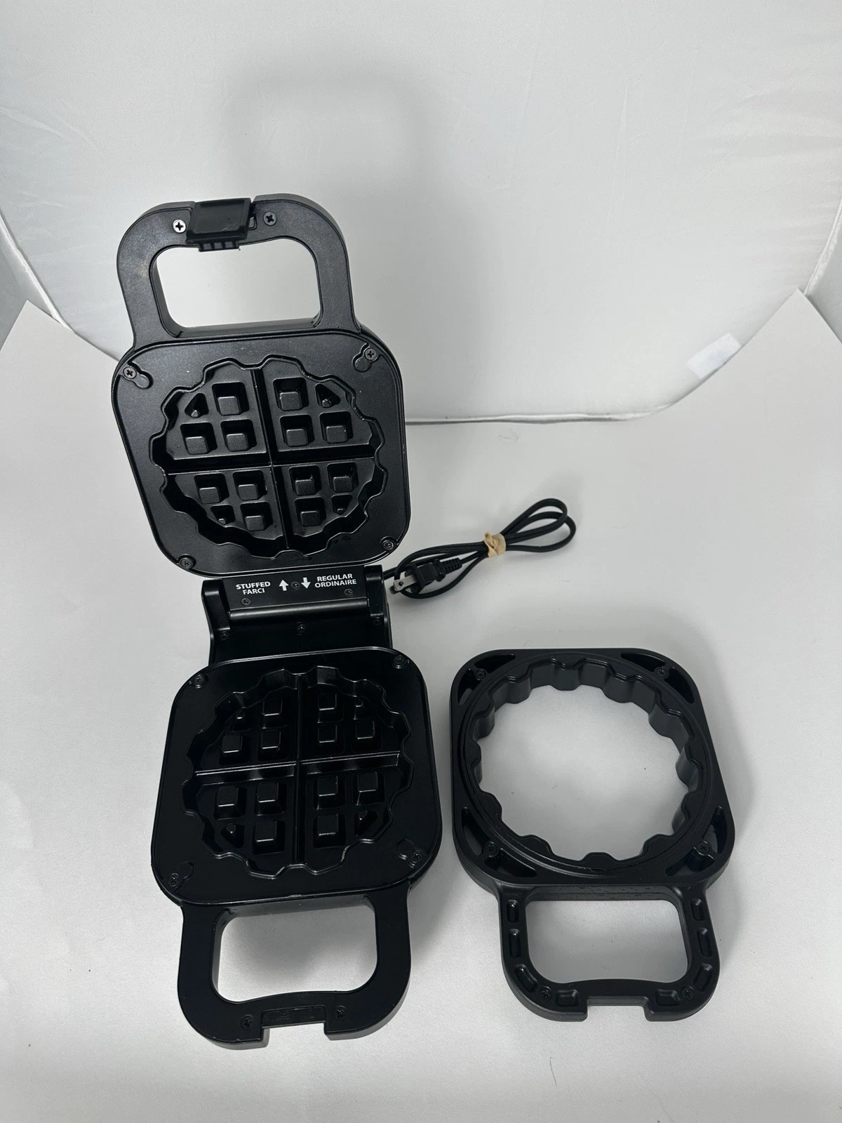 Salton Stuffed Belgian Waffle Maker - EZ Clean - Removable Plate, 5 Inch, Tested