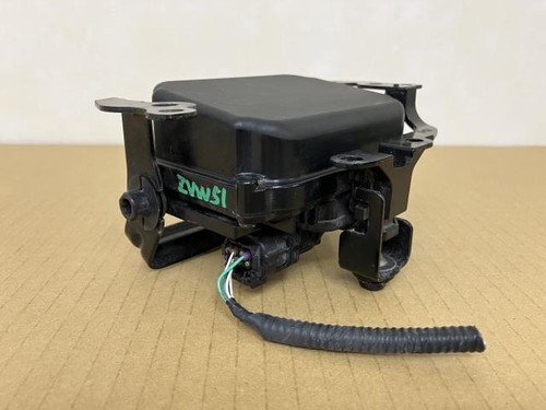 TOYOTA Prius ZVW50 Millimeter Wave Radar Sensor 230000-7460 88210-47090 15941 - Picture 5 of 7