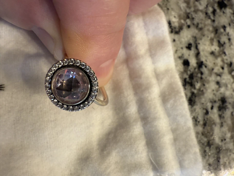 PANDORA 正品纯银戒指 尺寸 8.5 粉色宝石 带宝石 水钻 8 克 — 第 2/2 张图片