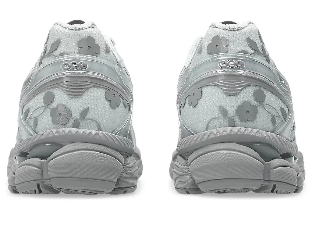 203A762-020 Cecilie Bahnsen Asics Gel-Cumulus 16 Floral Grey
