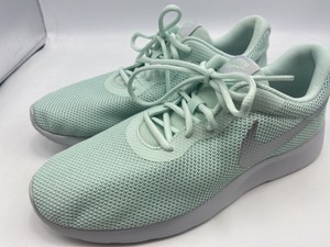 nike tanjun womens green