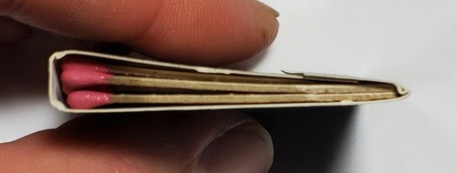 Rose & Crown Matchbook - Walt Disney World, Epcot Center - Picture 2 of 11