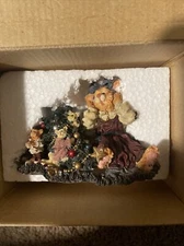 2000 Boyd Purrstone # 371016 Patience Purrkins & Mischief Makers.. Christmas Cat