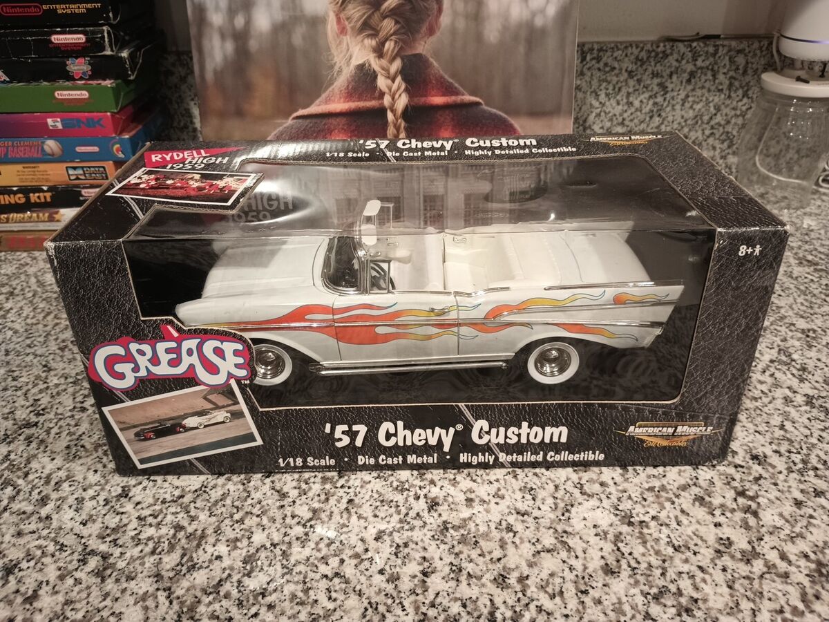 American Muscle Ertl '57 Chevy Custom Grease 1:18 - White American Muscle Ertl '57 Chevy Custom Grease 1:18 - White