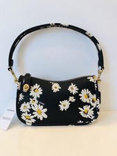 NWT Coach Glovetanned Leather Swinger Bag 20 With Floral Print - Black Multi