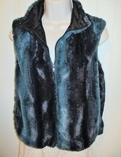 AQUA, USA-Made Trendy Faux Fur Vest, Zip Front, Pockets, Poly/Acetate, M, #53275