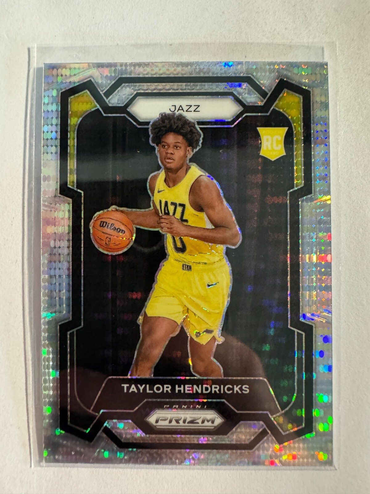 K212,535 - 2023-24 Panini Prizm Prizms Pulsar #161 Taylor Hendricks